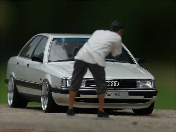 1:18 Audi 200 Quattro 20V bj.1989 Weiß inkl. OVP
